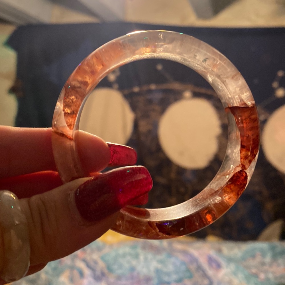 Fire Quarts Bangle - Picture 6 of 7
